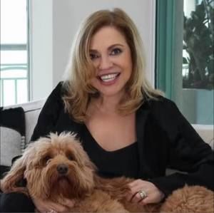 Meet your Posher, Deborah